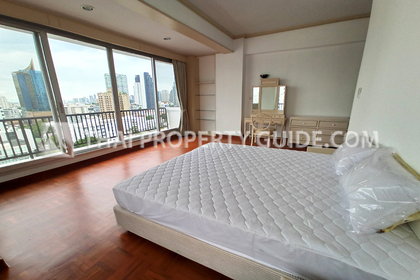 Apartment in Sukhumvit 